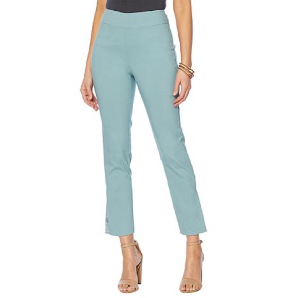*NWT* MarlaWynne FlatterFit Pant with Ribbon